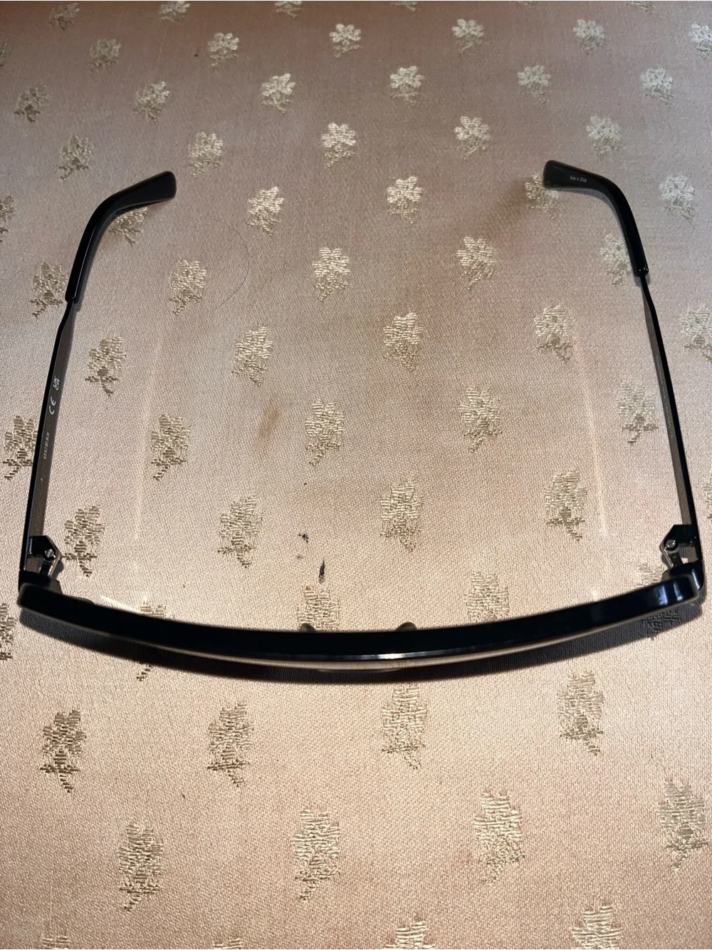 Guess Metal Shield Sunglasses excellent condition